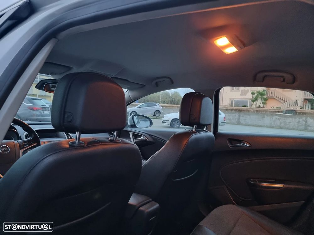 Opel Astra 1.7 CDTI Cosmo - 8