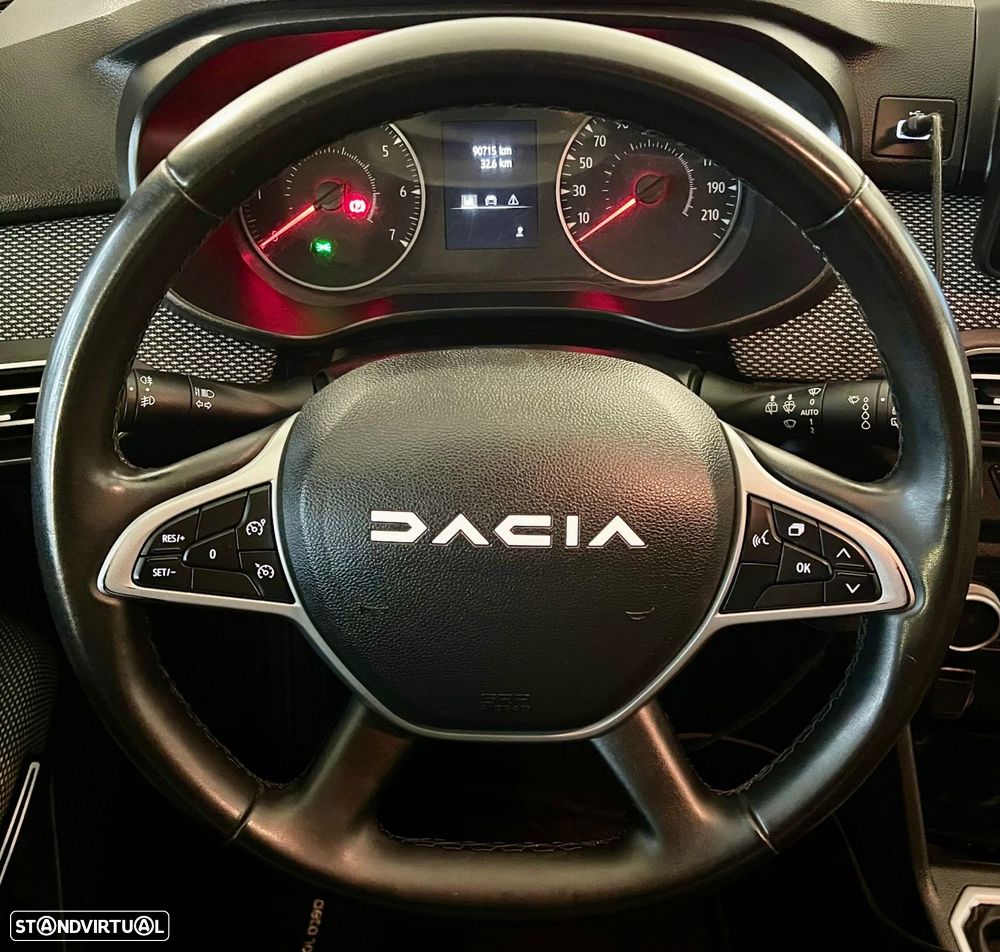 Dacia Jogger 1.0 TCe Extreme 7L - 11