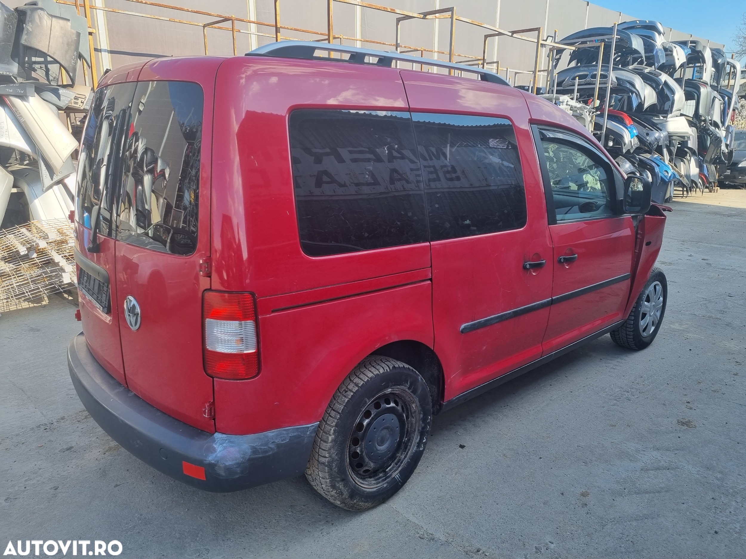 Dezmembrari  VW CADDY 3  2004  > 0000 2.0 SDI Motorina - 2