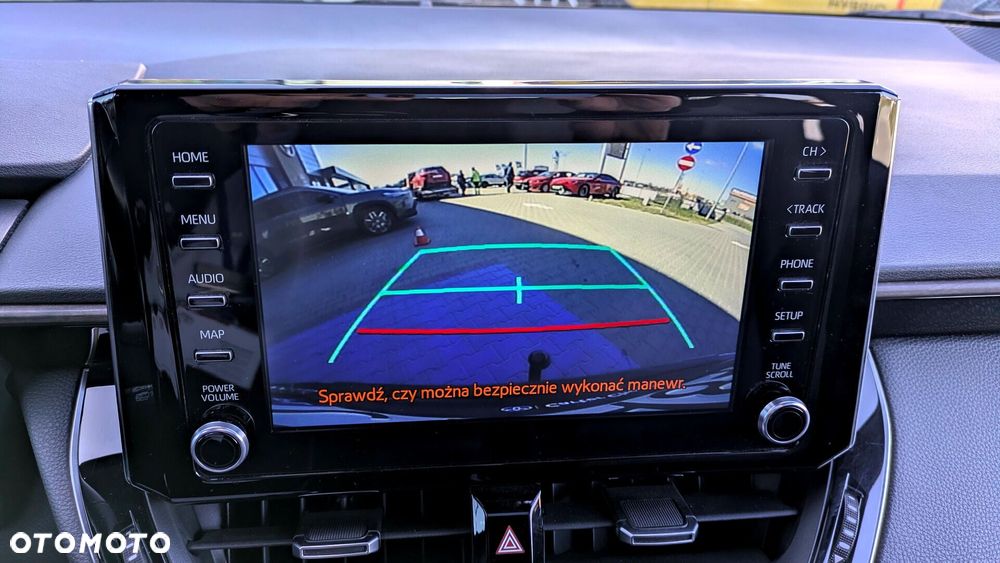 Toyota Corolla 2.0 Hybrid Trek - 15