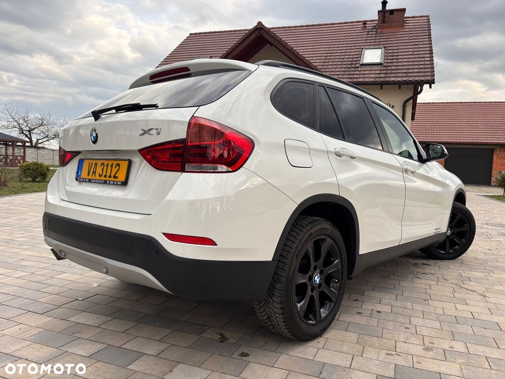 BMW X1 sDrive16d Sport Line - 14