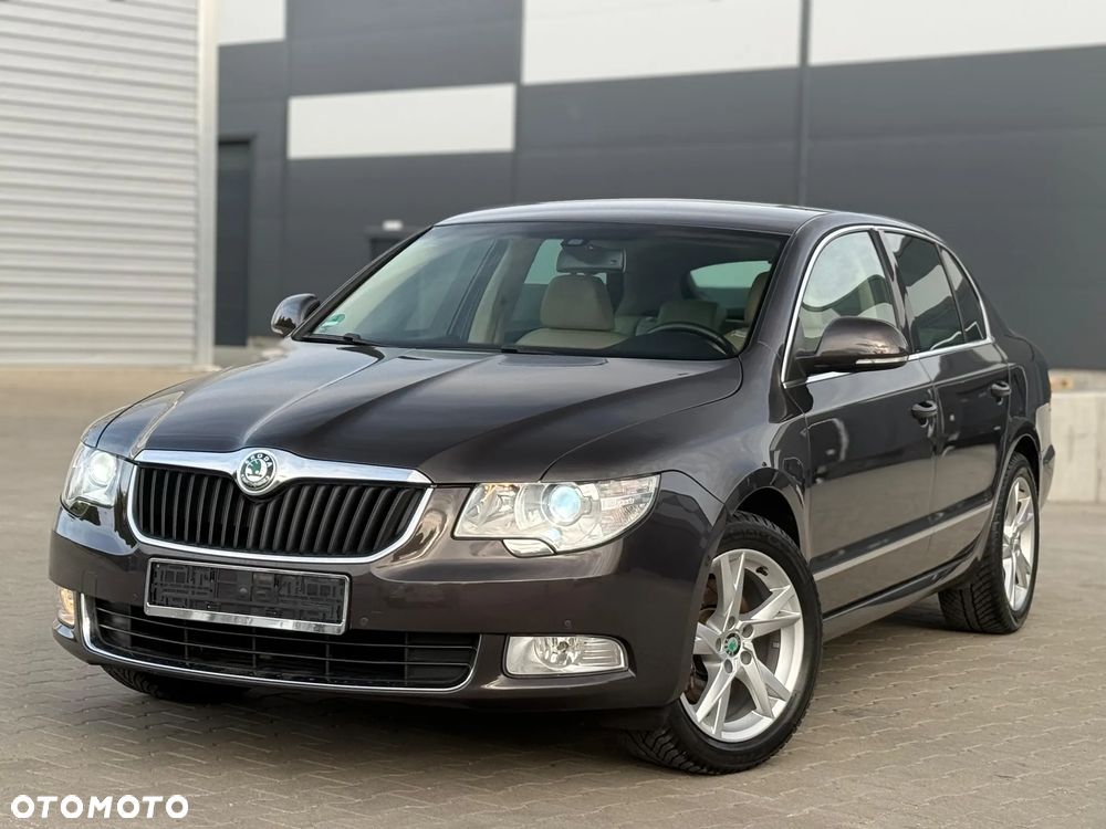 Skoda Superb 1.8 TSI DSG Exclusive - 9