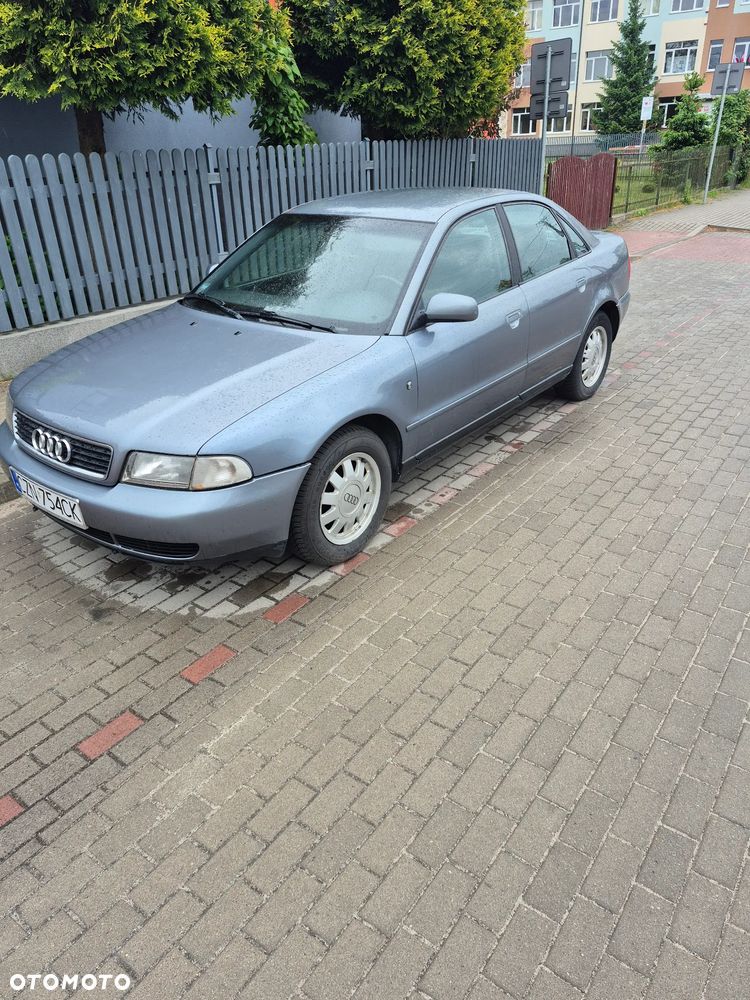 Audi RS4 Limousine ver-1-6 - 1