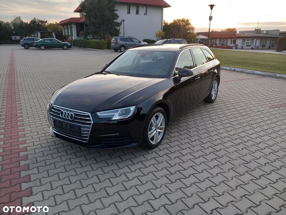 Audi A4 Avant - 33