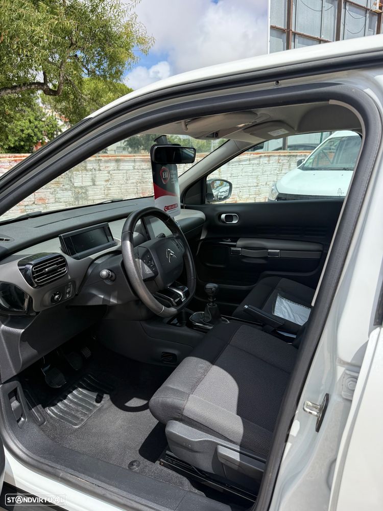 Citroën C4 Cactus 1.2 PureTech Shine - 11