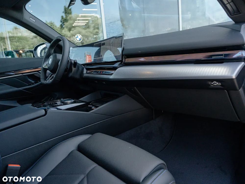 BMW Seria 5 540d xDrive - 8