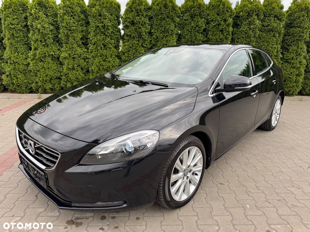 Volvo V40 D4 Geartronic Summum - 4