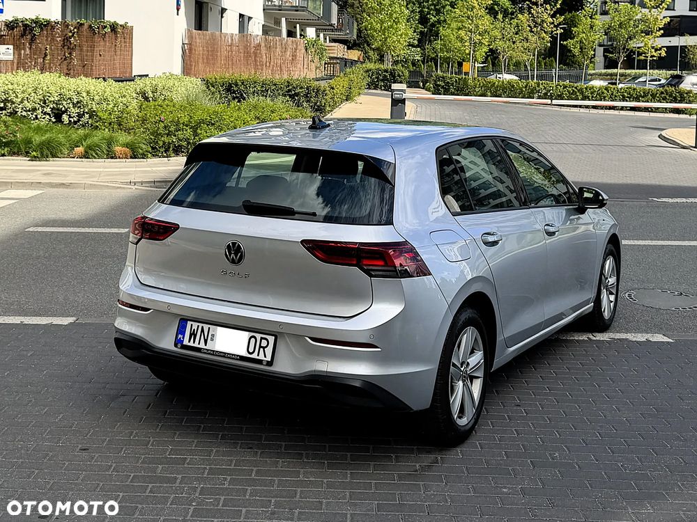 Volkswagen Golf 1.5 TSI EVO Life - 32
