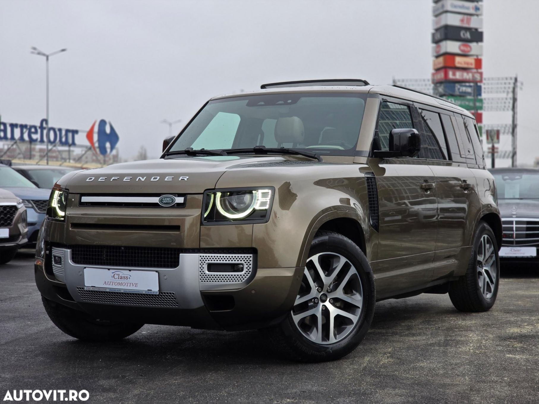 Land Rover Defender 130 3.0D 250 MHEV X-Dynamic SE - 3