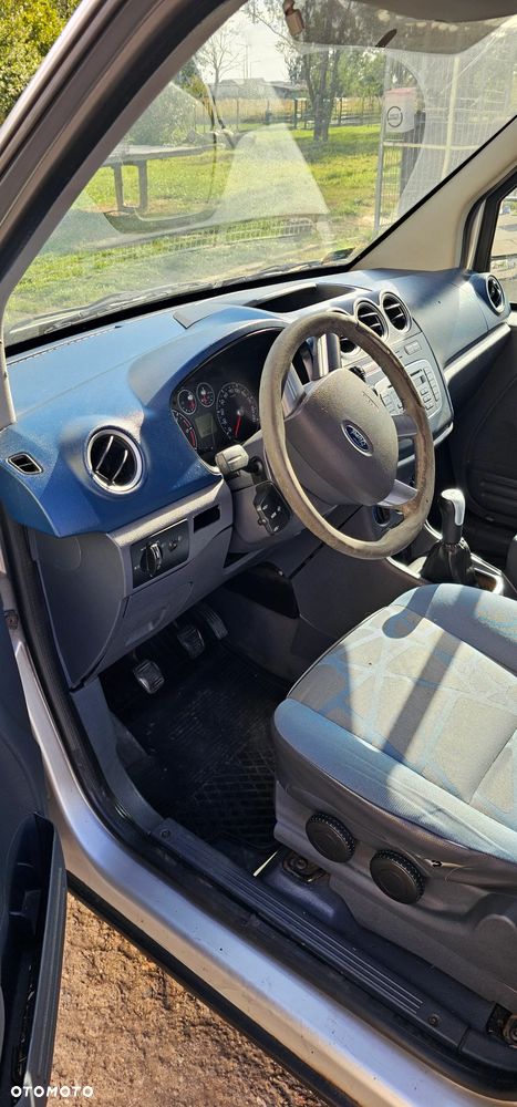 Ford Transit Connect - 9
