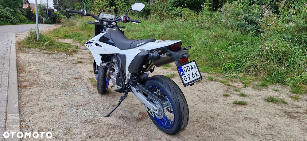 Suzuki DR-Z - 25