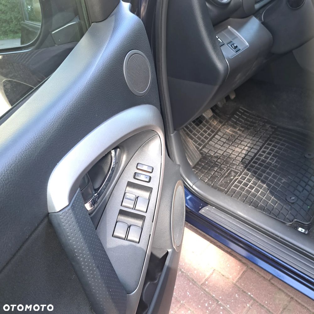 Toyota RAV4 2.0 4x4 Sol - 19