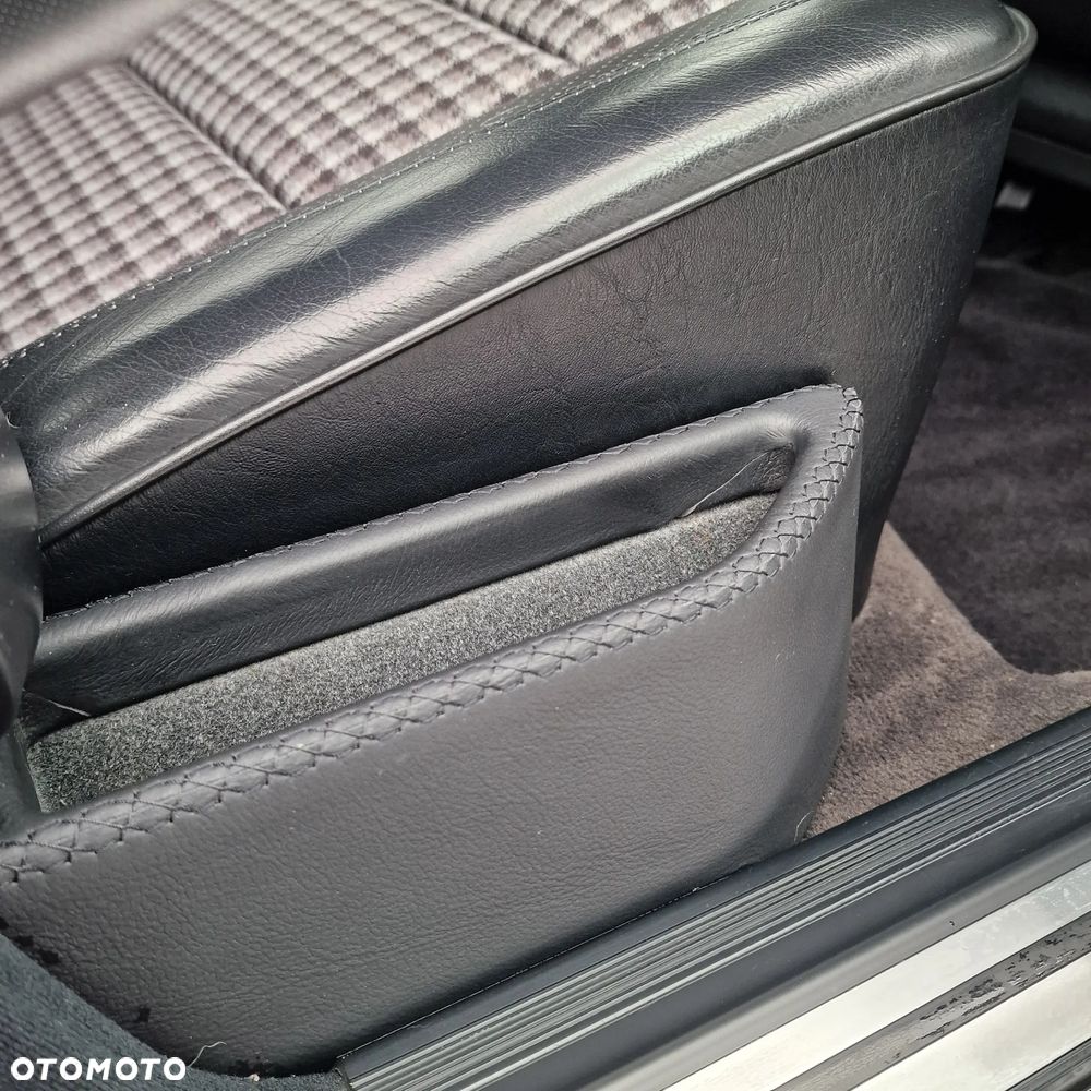 Mercedes-Benz W124 (1984-1993) - 16