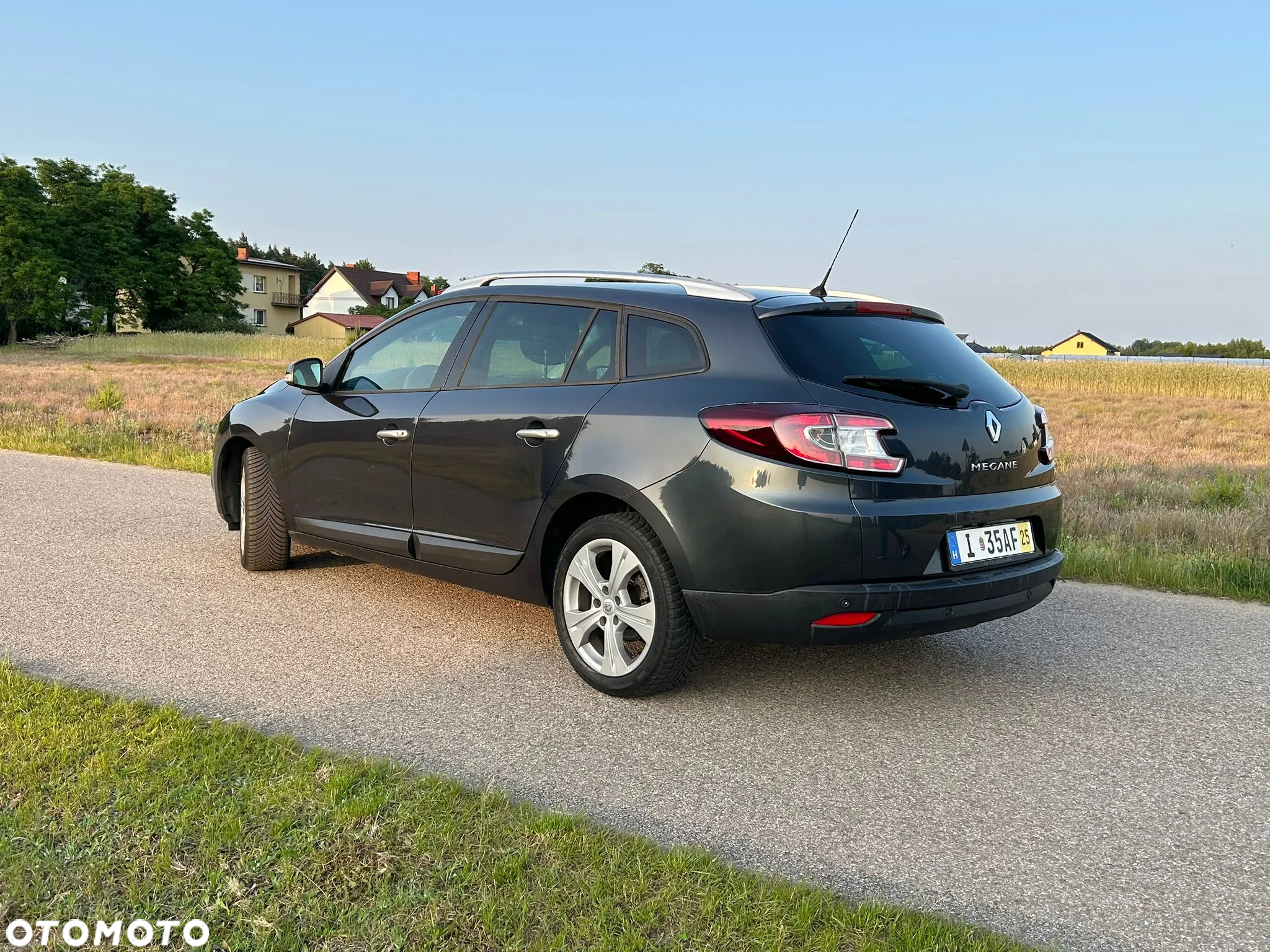Renault Megane Grandtour TCe 130 Dynamique - 12