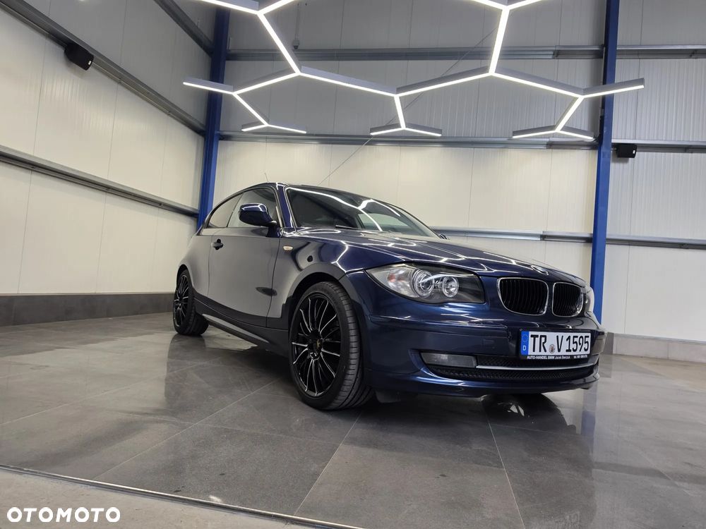 BMW Seria 1 118i - 22