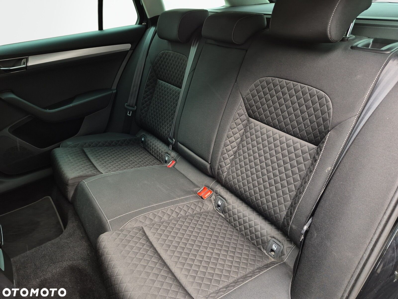 Skoda Superb 1.5 TSI Style DSG - 25