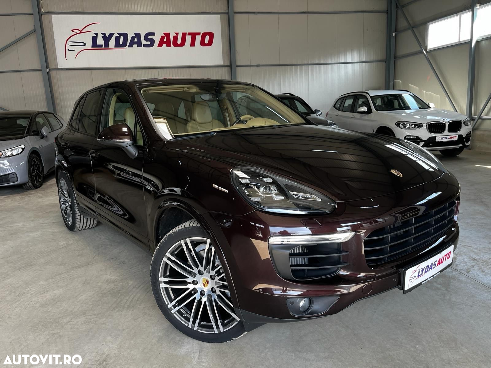 Porsche Cayenne 3.0 L - 5