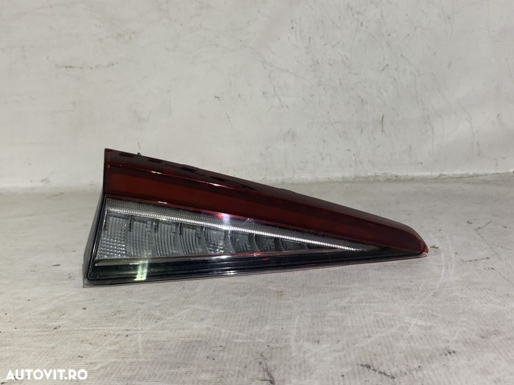 Lampa stop stanga pe hayon, Skoda Enyaq, 2021, 2022, 2023, 2024, cod origine OE 5LG945307B. - 2
