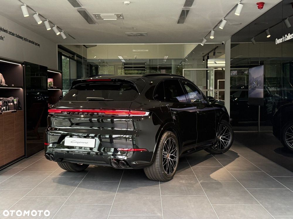 Porsche Cayenne - 7