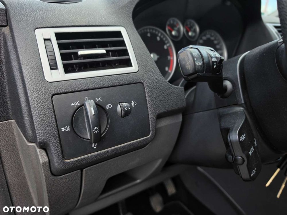 Ford C-MAX - 17
