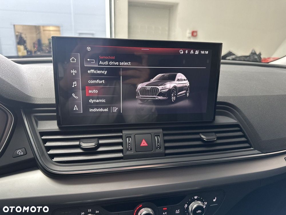 Audi Q5 Sportback - 16