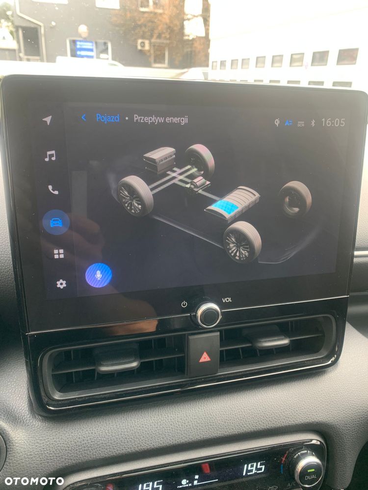 Toyota Yaris Hybrid 1.5 Executive - 23