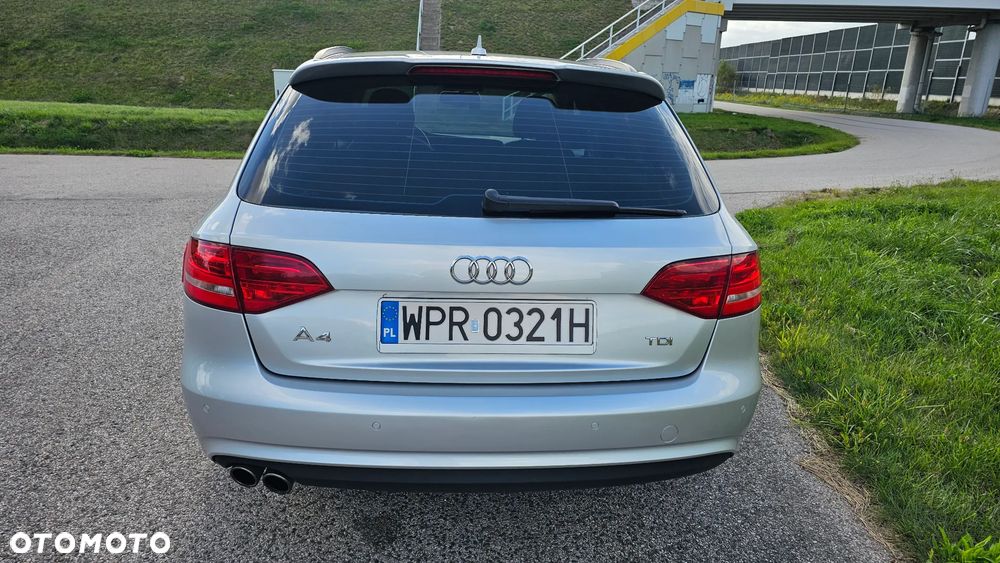 Audi A4 Avant - 6