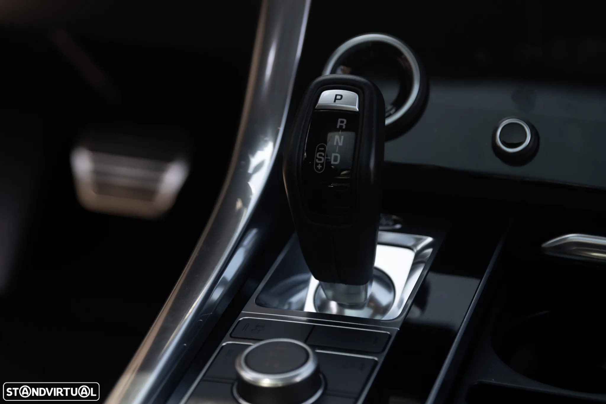Land Rover Range Rover Sport - 24
