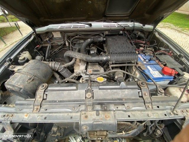 Mitsubishi Pajero - 13