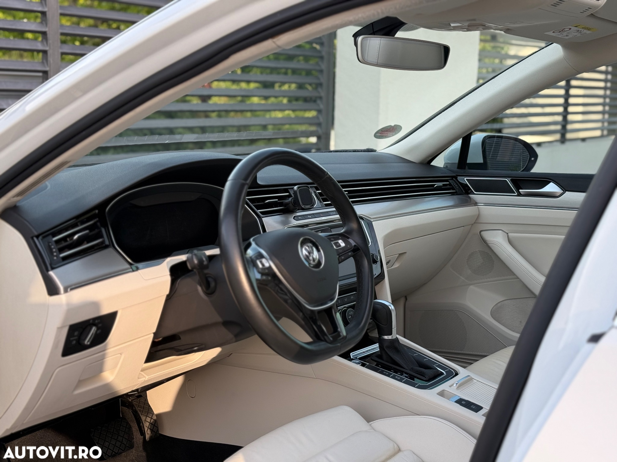 Volkswagen Passat 2.0 TDI DSG 4Motion Highline - 8
