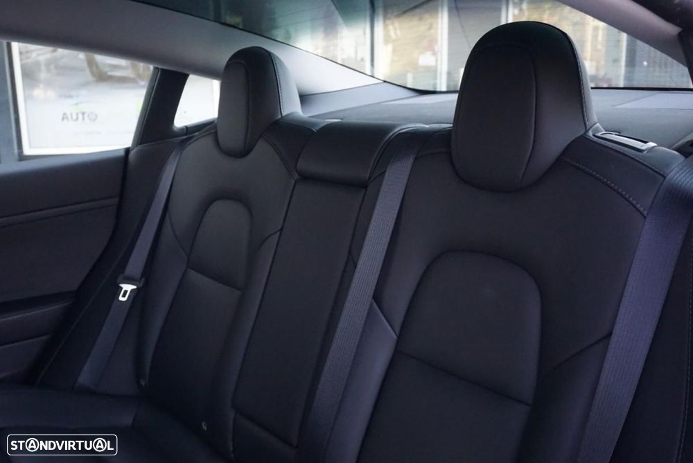 Tesla Model 3 Long Range AWD Dual Motor - 28