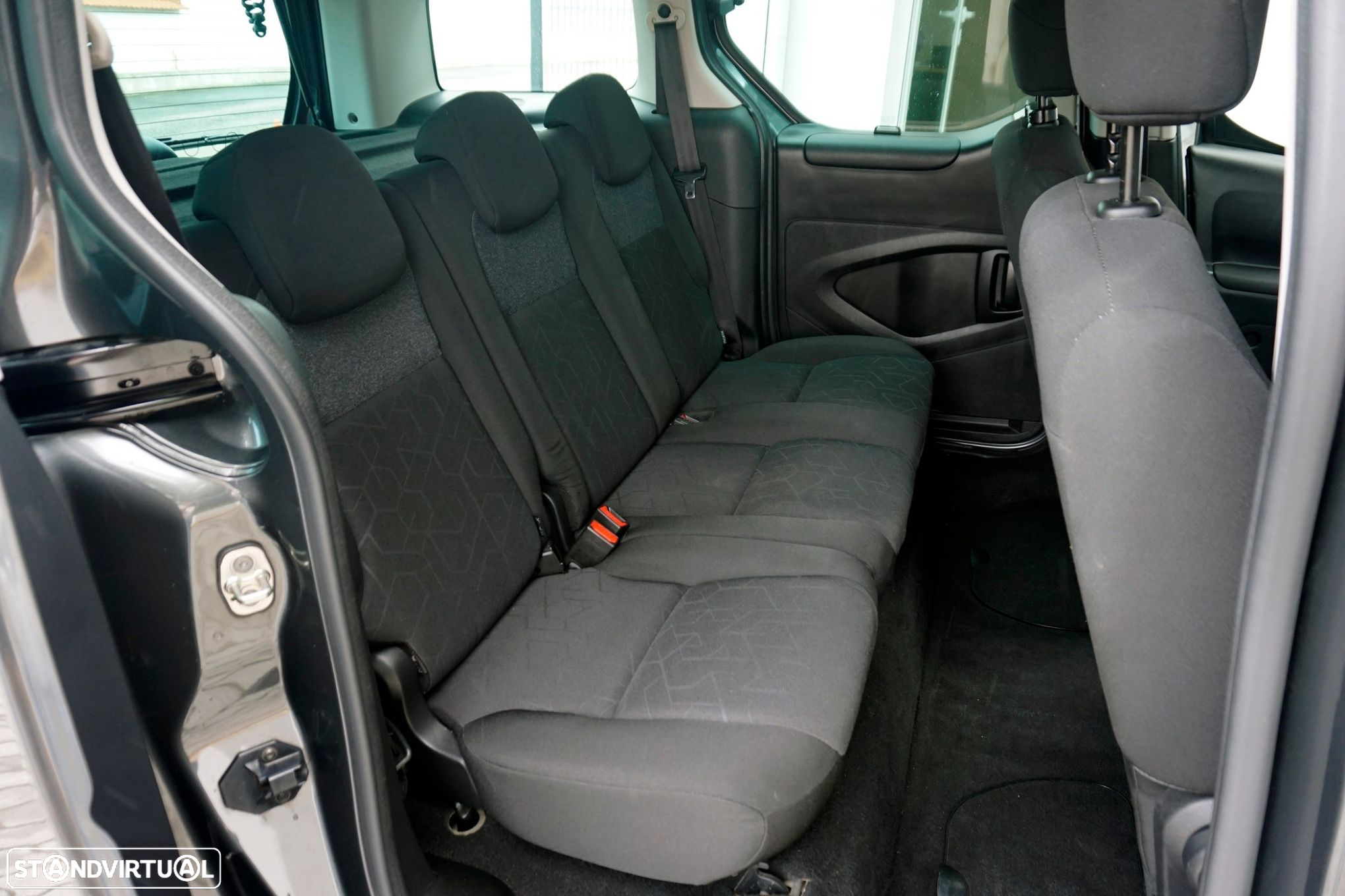 Peugeot Partner - 8