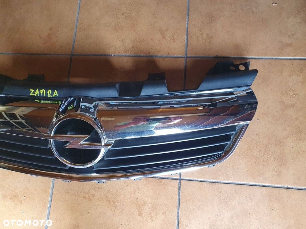 GRILL ATRAPA OPEL ZAFIRA B - 3