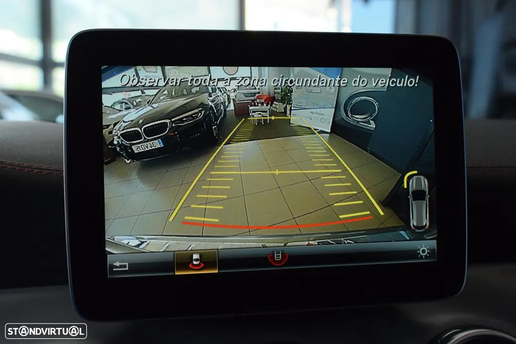 Mercedes-Benz GLA 220 d AMG Line - 31