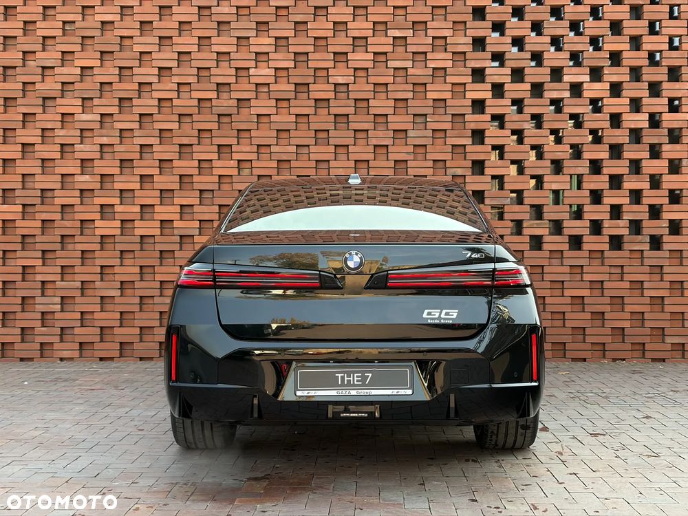 BMW Seria 7 740 xDrive mHEV sport - 9
