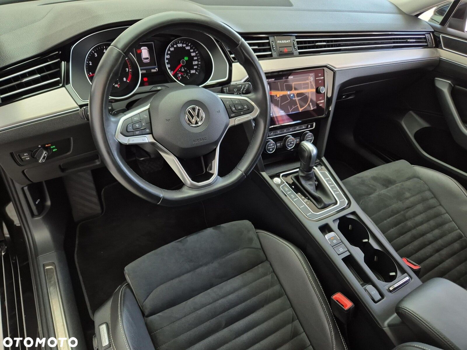 Volkswagen Passat 2.0 TSI Elegance DSG - 9