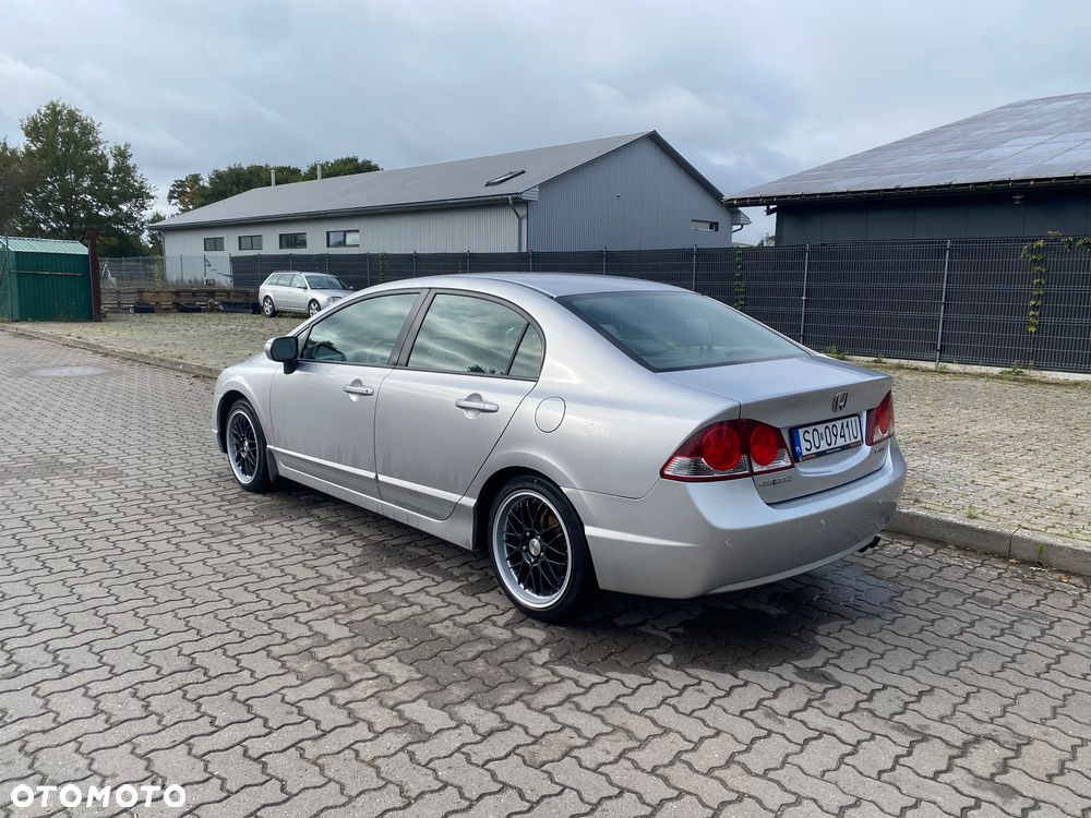 Honda Civic 1.8 Comfort - 3