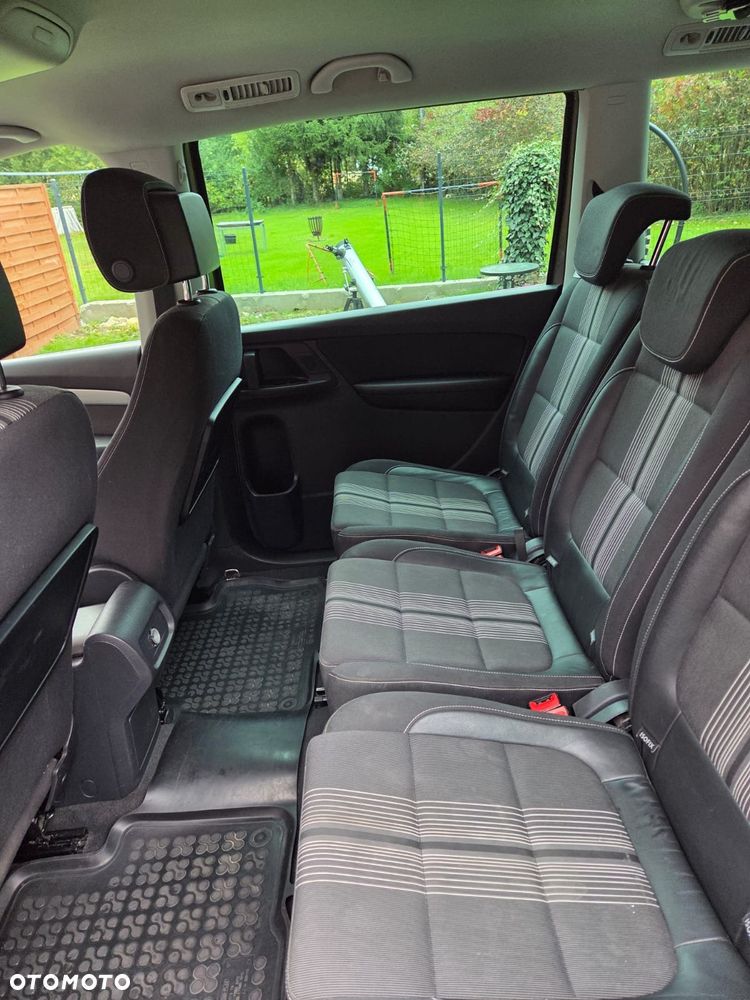 Volkswagen Sharan 2.0 TDI Comfortline DSG - 17