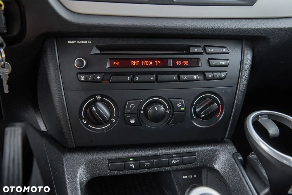 BMW X1 sDrive18d Sport Line - 23