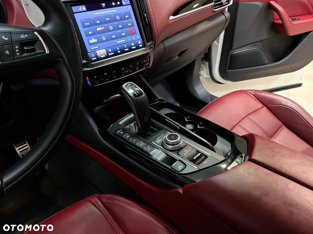 Maserati Levante - 28