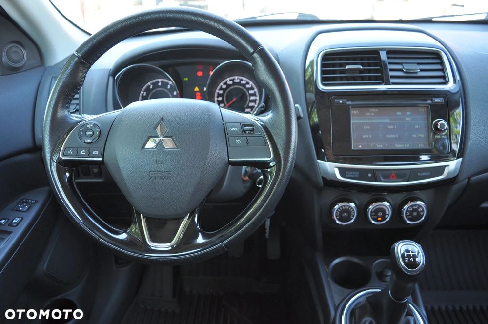 Mitsubishi ASX 1.6 Instyle - 26