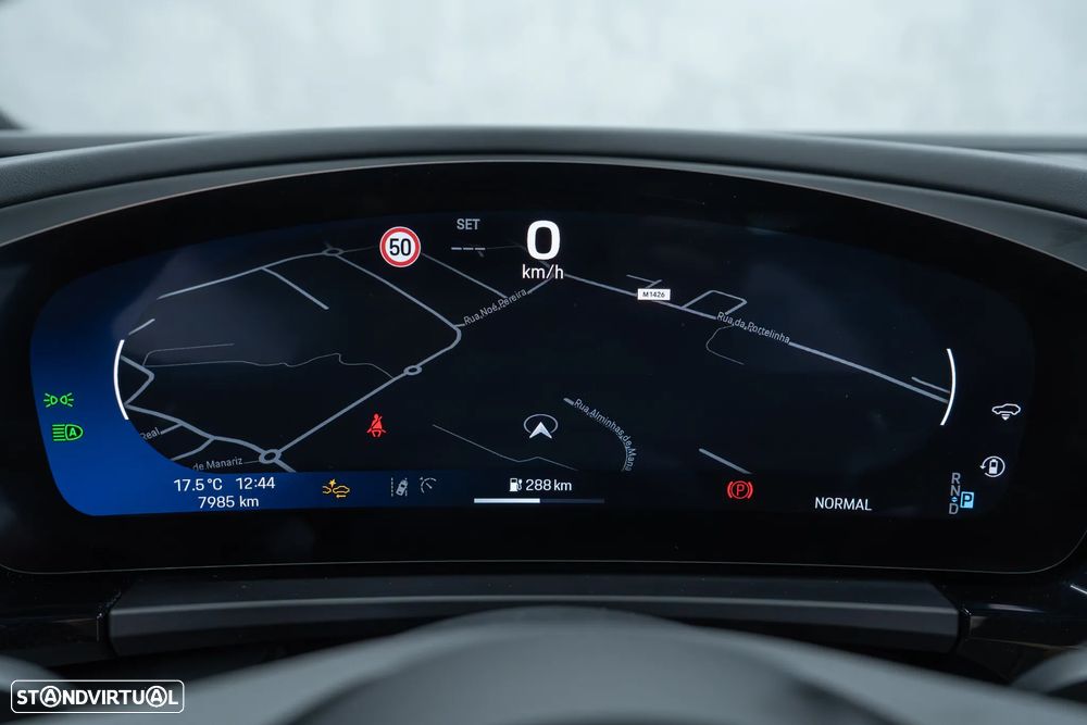 Porsche Macan Electric 4 - 35