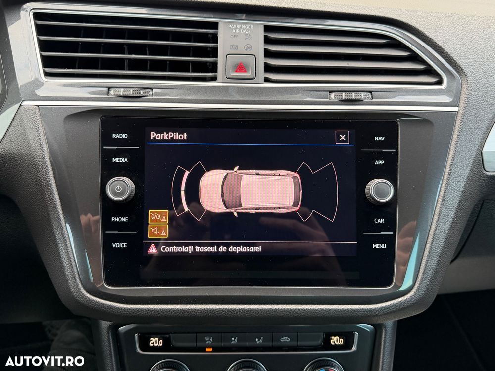 Volkswagen Tiguan 2.0 TDI SCR 4MOTION DSG R-Line - 18