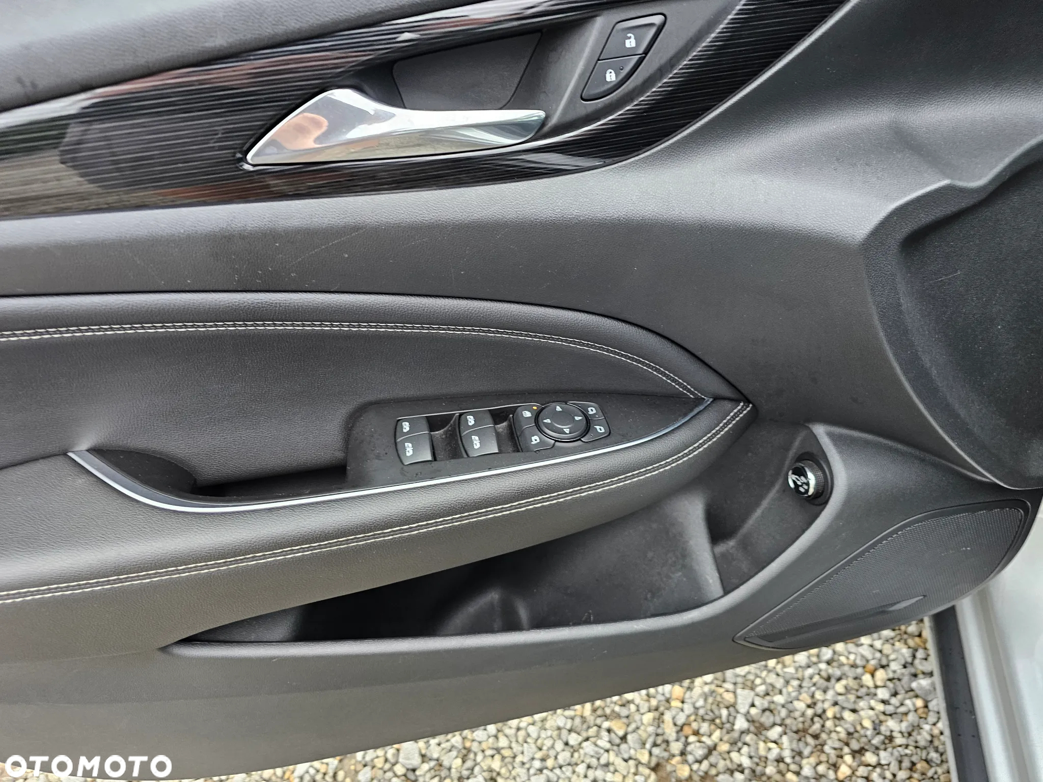 Opel Insignia 2.0 CDTI automatik Business Innovation - 17