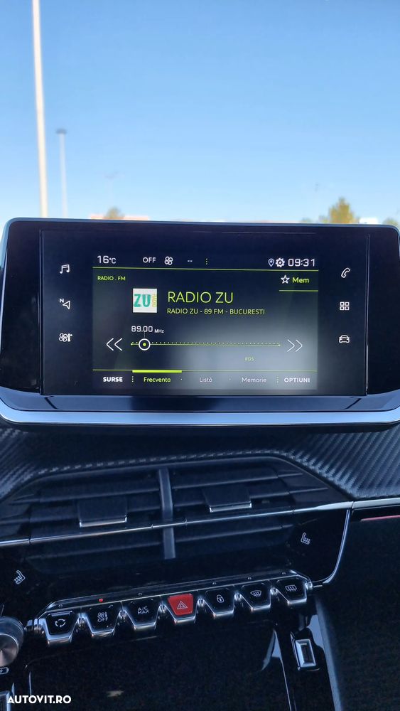 Peugeot 208 1.2 L PureTech STT EAT8 GT Line - 22