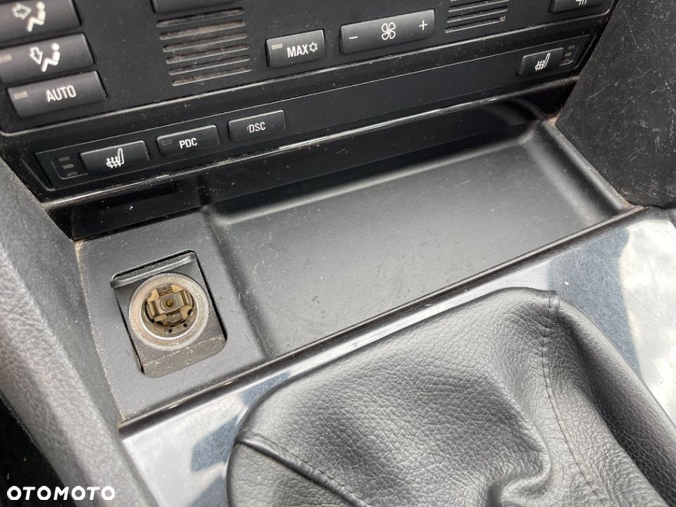 Półeczka gniazdo 12v zapalniczka Bmw e39 - 2