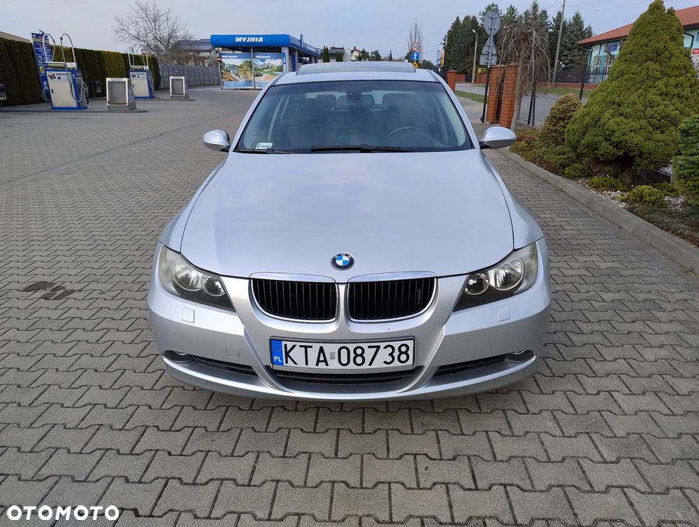 BMW Seria 3 325xi - 4