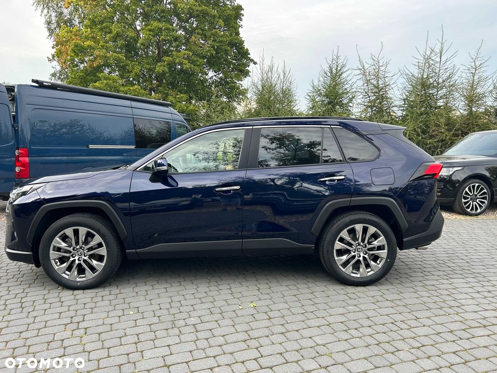 Toyota RAV4 - 2
