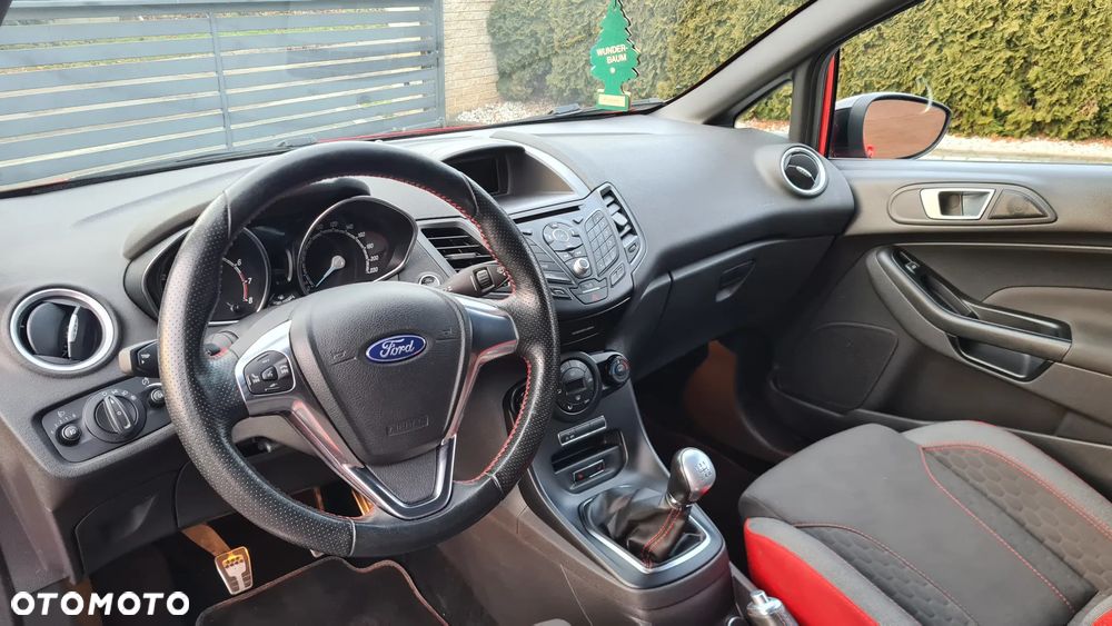 Ford Fiesta 1.0 EcoBoost S&S ST-LINE Red - 6