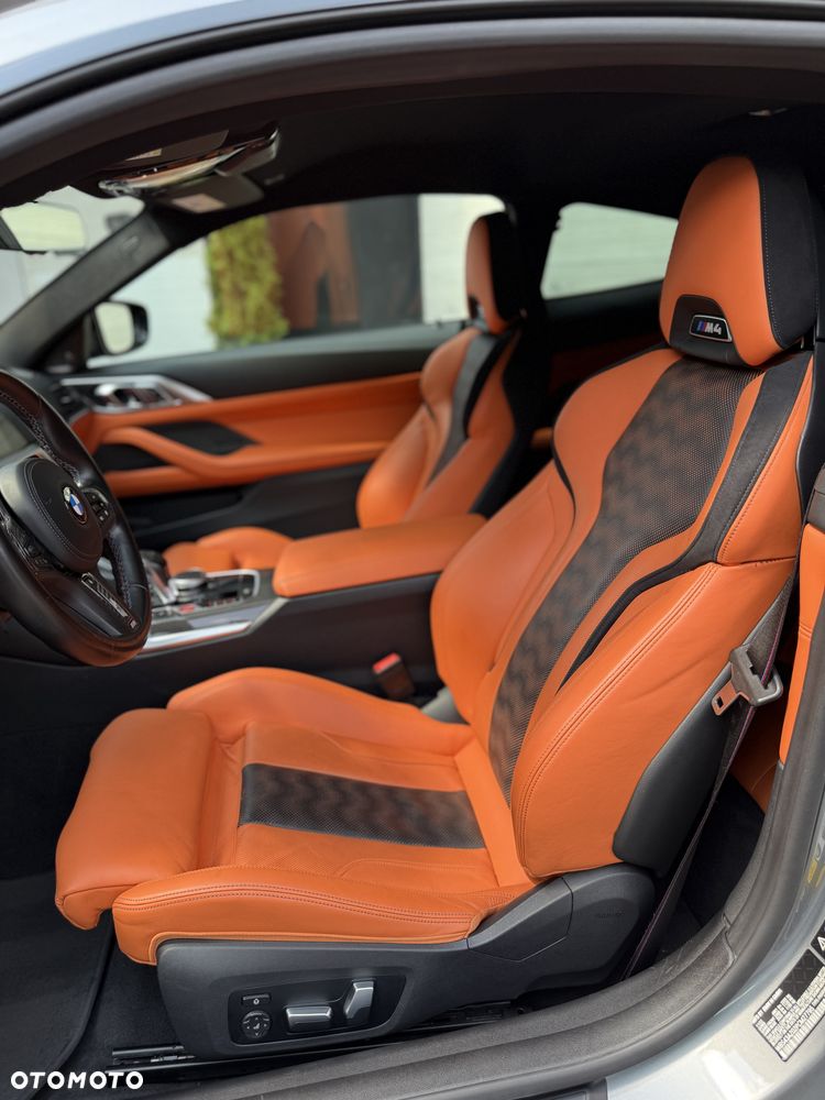 BMW M4 Competition M xDrive - 24